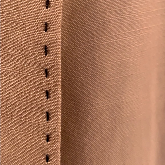Linen pant suit - few pulls on pocket - Picture 3 of 4